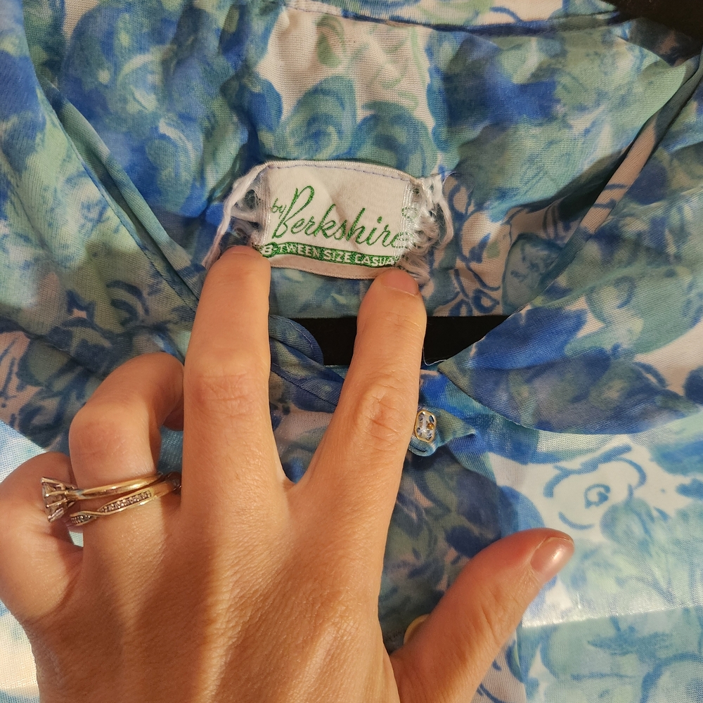 True Vintage Floral Blue Dress with Short Sleeves - Picture 2 of 5